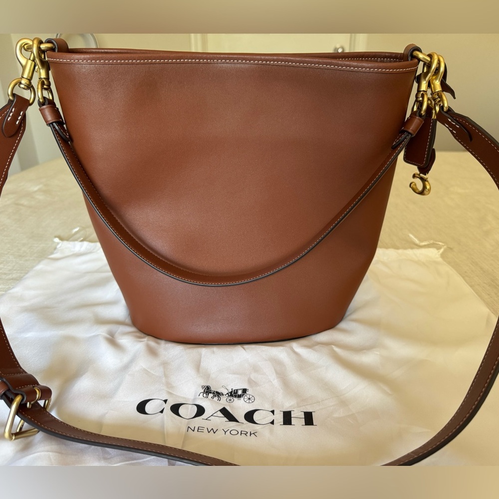 Coach Dakota Medium Bucket Tote